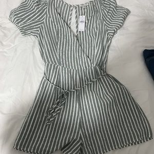 American eagle romper